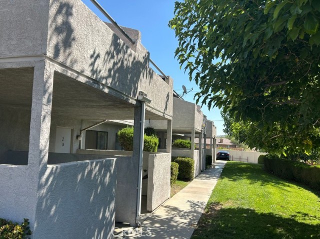 Detail Gallery Image 3 of 8 For 16137 Apple Valley, San Bernardino,  CA 92307 - – Beds | – Baths