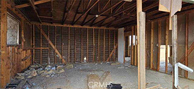 Detail Gallery Image 4 of 34 For 33354 Haynes Rd, Lucerne Valley,  CA 92356 - 4 Beds | 2 Baths