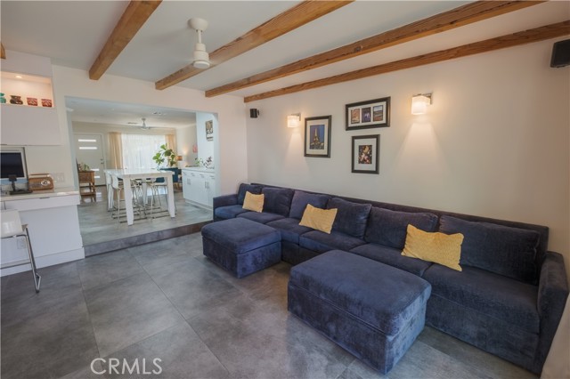 Detail Gallery Image 16 of 49 For 6641 Gerald Ave, Van Nuys,  CA 91406 - 4 Beds | 2 Baths