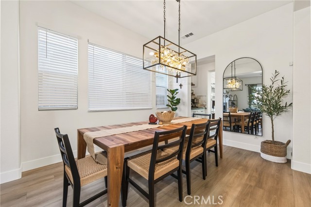 Detail Gallery Image 8 of 31 For 34215 Pinehurst, Yucaipa,  CA 92399 - 4 Beds | 2/1 Baths