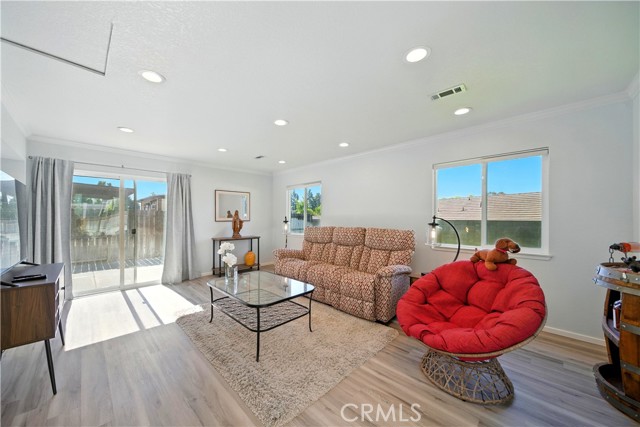 1440 Amanda Place, Upland CA: https://media.crmls.org/medias/21af09df-0698-489a-b3be-7ccefaf547ab.jpg