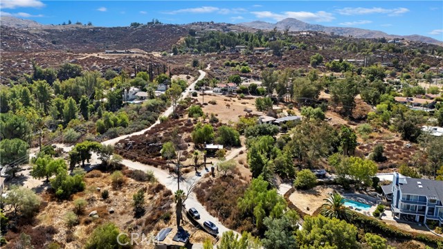 Detail Gallery Image 3 of 69 For 28311 Vista Del Valle, Hemet,  CA 92544 - – Beds | – Baths