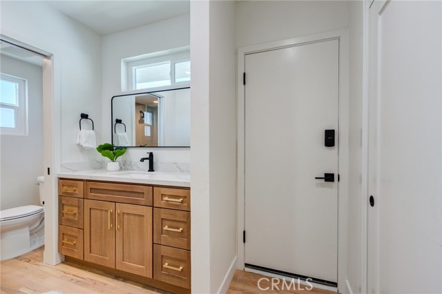 Detail Gallery Image 44 of 74 For 11919 Mayfield, Los Angeles,  CA 90049 - 3 Beds | 3 Baths