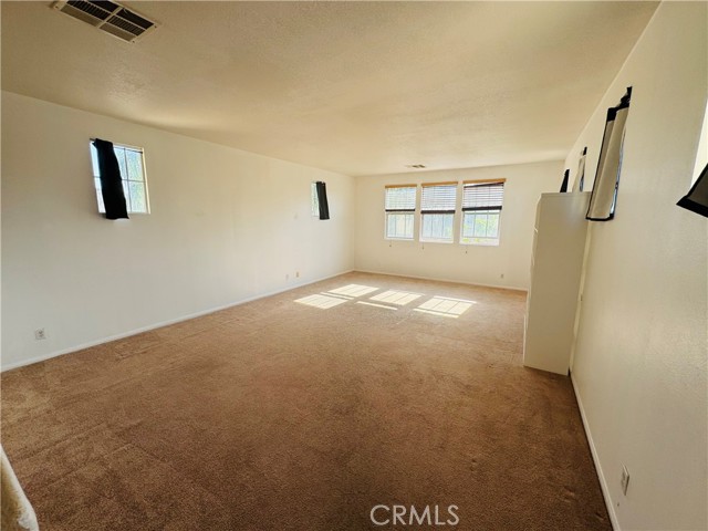 6609 angelina, Chino CA: https://media.crmls.org/medias/21af4a2e-4b49-4944-9491-74123fc8cf0c.jpg