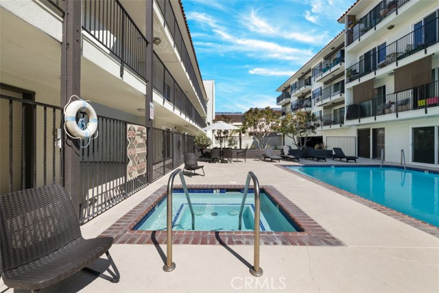 1720 Ardmore Avenue, Hermosa Beach, California 90254, 1 Bedroom Bedrooms, ,1 BathroomBathrooms,Residential,Sold,Ardmore,PW21211780