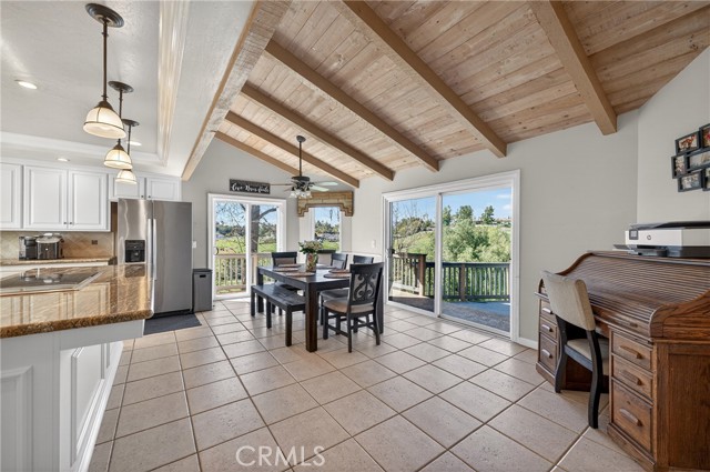 Detail Gallery Image 14 of 58 For 30470 Avenida Estrada, Temecula,  CA 92591 - 4 Beds | 3/1 Baths