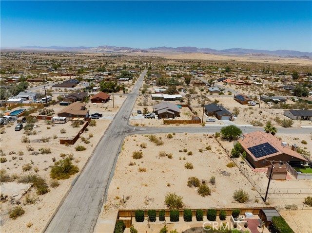 Detail Gallery Image 7 of 18 For 74811 Aladdin Dr, Twentynine Palms,  CA 92277 - – Beds | – Baths