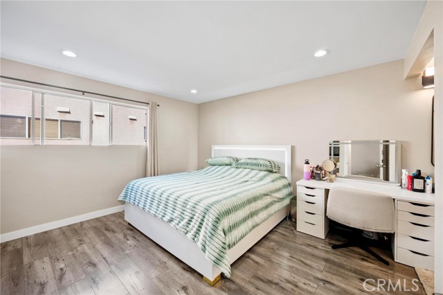 Detail Gallery Image 12 of 22 For 7924 Woodman Ave #78,  Panorama City,  CA 91402 - 2 Beds | 2 Baths