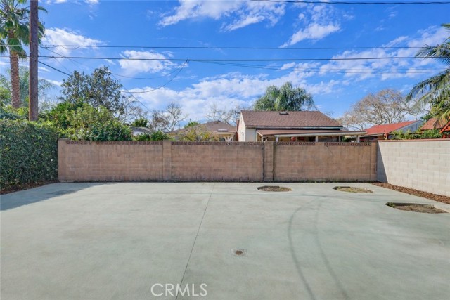 Detail Gallery Image 46 of 47 For 417 S Glenwood Pl., Burbank,  CA 91506 - 5 Beds | 3 Baths