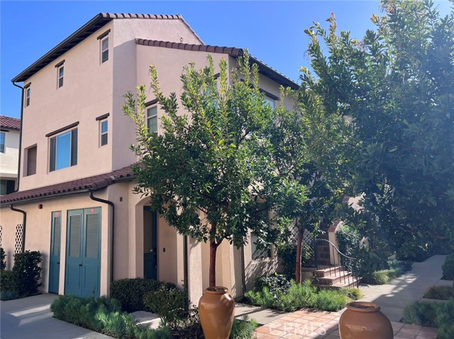 Front Image Thumbnail for CROC26046990