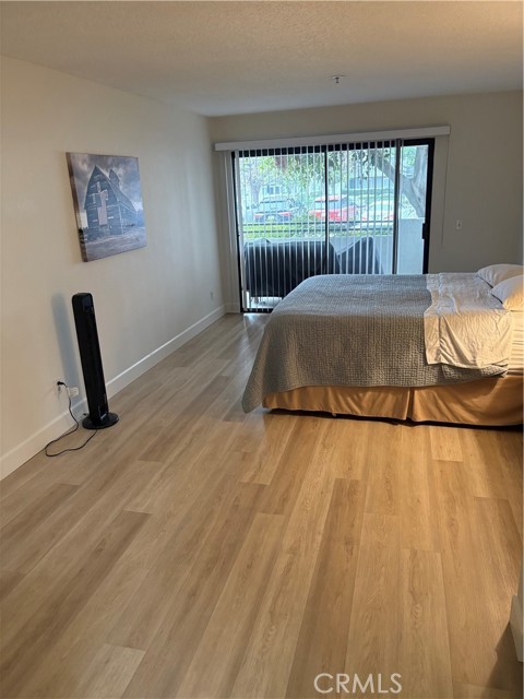 Detail Gallery Image 7 of 14 For 240 Nice Ln #101,  Newport Beach,  CA 92663 - 2 Beds | 2 Baths