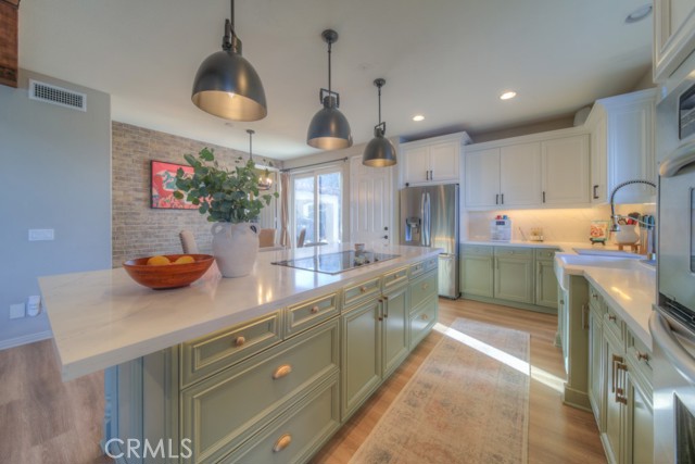 Detail Gallery Image 21 of 73 For 37775 via Baya, Murrieta,  CA 92562 - 5 Beds | 4 Baths