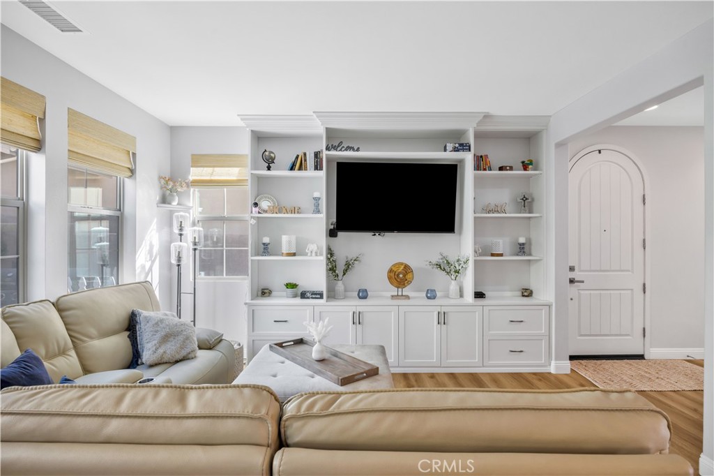 MLS #NP25248867 image #5