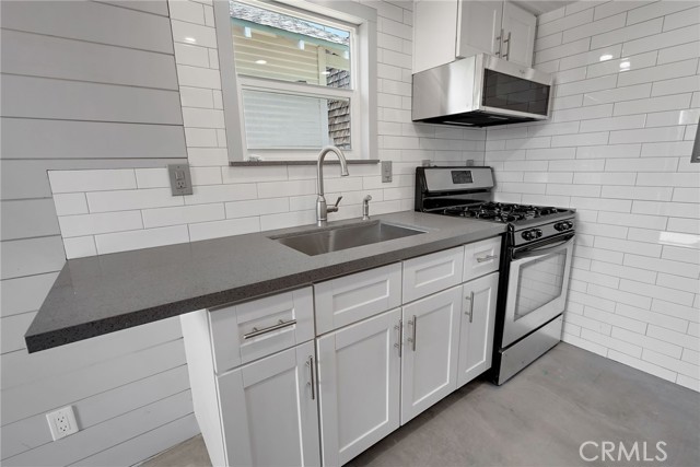Detail Gallery Image 17 of 23 For 16302 Clark Ave, Bellflower,  CA 90706 - 2 Beds | 1 Baths