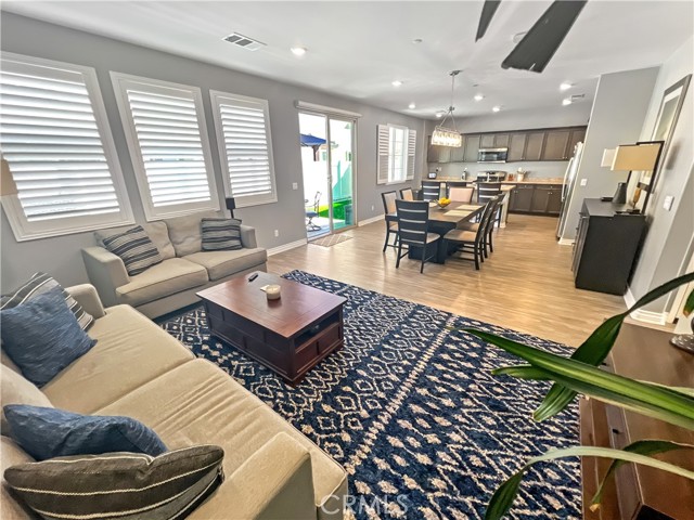 30441 Village Terrace Drive, Menifee CA: https://media.crmls.org/medias/21b3b5b5-4525-4c8d-8208-6cfd05f771cb.jpg