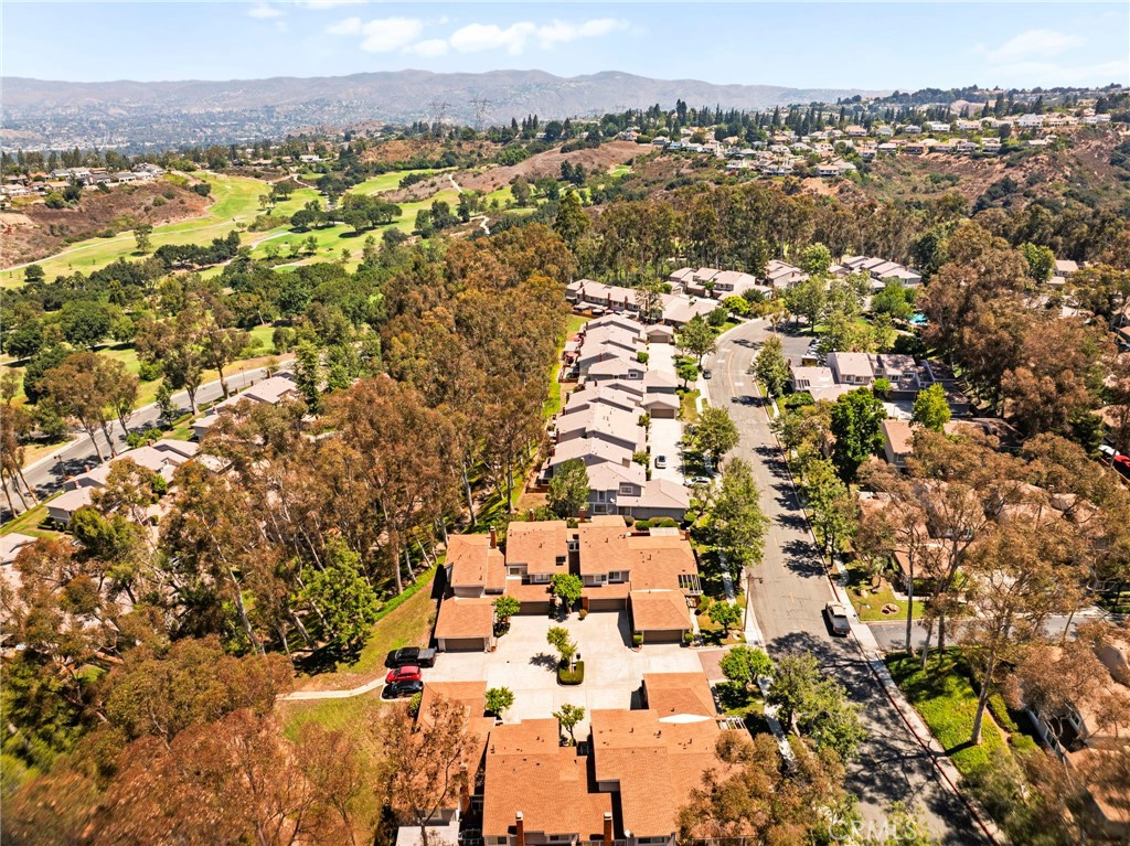 https://media.crmls.org/medias/21b4e063-6370-4b9d-97c6-d7860933a69a.jpg?preset=X-Large