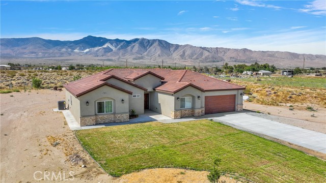 Detail Gallery Image 1 of 1 For 30655 Sage St, Lucerne Valley,  CA 92356 - 4 Beds | 2 Baths