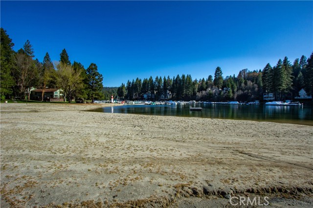 Detail Gallery Image 38 of 40 For 27821 Peninsula Dr #405,  Lake Arrowhead,  CA 92352 - 3 Beds | 2 Baths