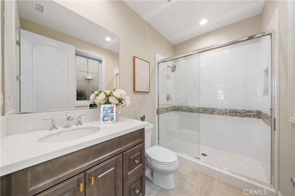 MLS #OC25246065 image #21