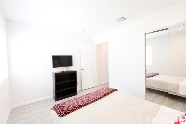 Detail Gallery Image 24 of 26 For 18623 Bryant St, Northridge,  CA 91324 - 3 Beds | 2 Baths