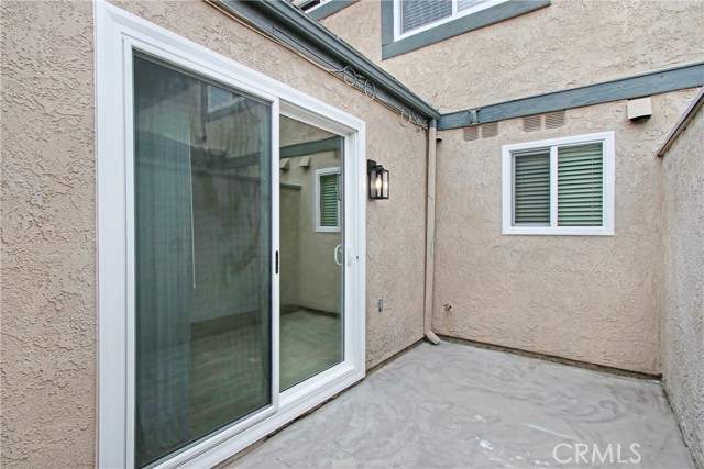 Detail Gallery Image 10 of 12 For 533 W 9th, Upland,  CA 91786 - 2 Beds | 2 Baths