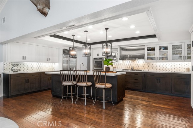 2565 Cliff Rd, Upland CA: https://media.crmls.org/medias/21bb5d10-a31f-4e29-92ab-c2df830e08f3.jpg