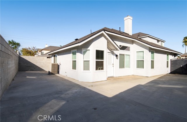 11488 Austin Court, Fontana, California 92337, 4 Bedrooms Bedrooms, ,2 BathroomsBathrooms,Single Family Residence,For Sale,Austin,DW25020442