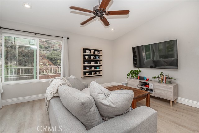 Detail Gallery Image 6 of 47 For 2350 Del Mar Way #301,  Corona,  CA 92882 - 1 Beds | 1 Baths