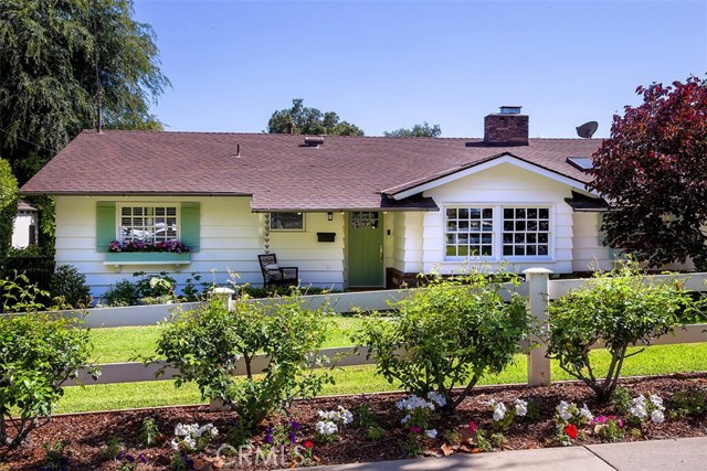 Photo of 286 E Grandview Avenue, Sierra Madre, CA 91024