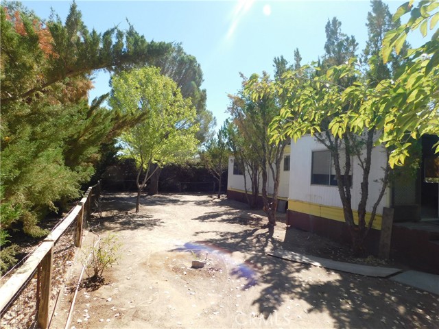 45985 Cottonwood Road, Newberry Springs, California 92365, 4 Bedrooms Bedrooms, ,5 BathroomsBathrooms,Residential,For Sale,45985 Cottonwood Road,CRHD22156730