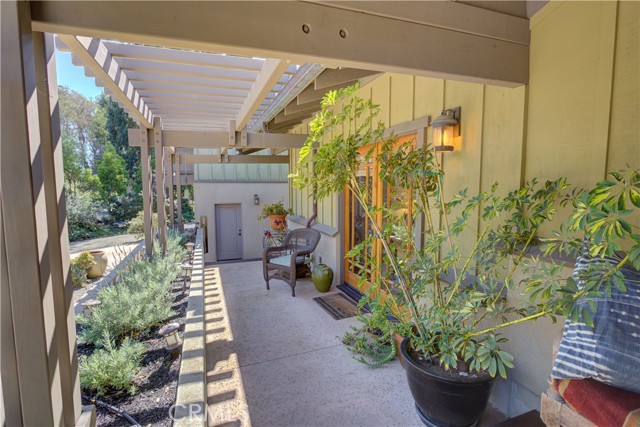 Detail Gallery Image 5 of 46 For 1785 Martingale Ave. Ave, Los Osos,  CA 93402 - 5 Beds | 3/1 Baths