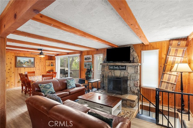 Detail Gallery Image 5 of 30 For 233 Glen Avon Dr, Cedar Glen,  CA 92321 - 4 Beds | 3 Baths