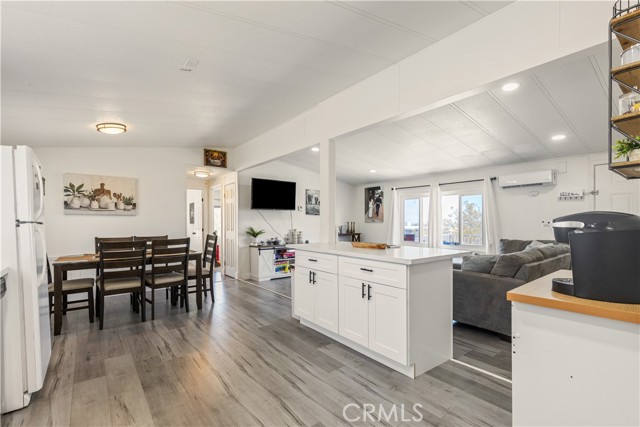 74993 Serrano Drive,  CA: https://media.crmls.org/medias/21becedc-62cb-4e54-b830-7911a1138d63.jpg