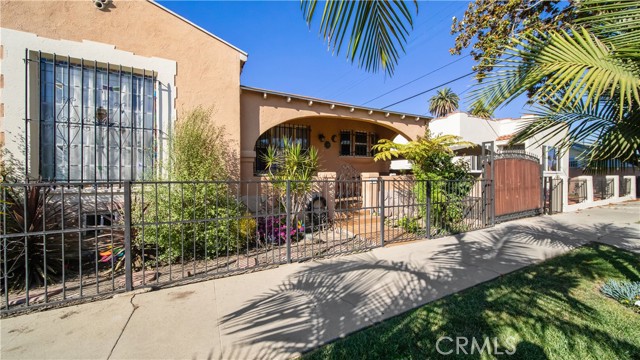 Image 2 for 4817 Ferndale St, Los Angeles, CA 90016