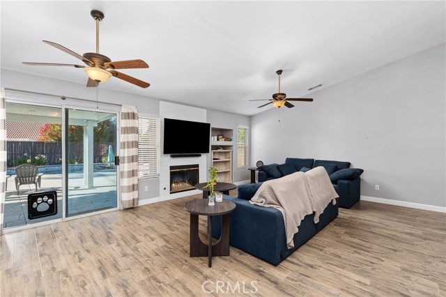 Detail Gallery Image 7 of 40 For 36675 Sauterne St, Winchester,  CA 92596 - 4 Beds | 2 Baths