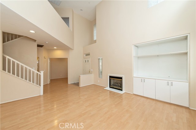 Detail Gallery Image 4 of 26 For 31 Bradford, Irvine,  CA 92602 - 3 Beds | 3 Baths