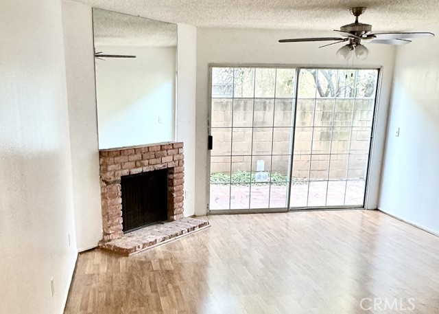 Detail Gallery Image 11 of 31 For 17241 Roscoe #16,  Northridge,  CA 91325 - 3 Beds | 3 Baths