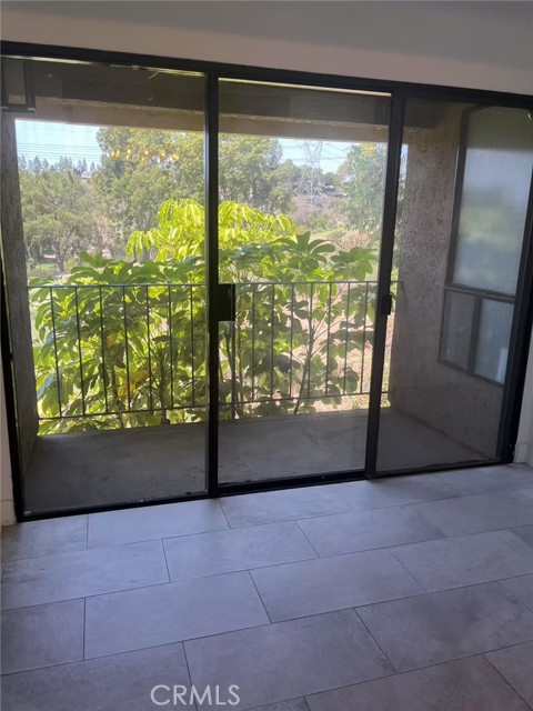 Detail Gallery Image 25 of 43 For 6401 E Nohl Ranch Rd #78,  Anaheim,  CA 92807 - 4 Beds | 2/1 Baths