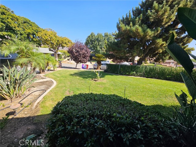 Detail Gallery Image 3 of 18 For 5406 N D, San Bernardino,  CA 92407 - 3 Beds | 3 Baths