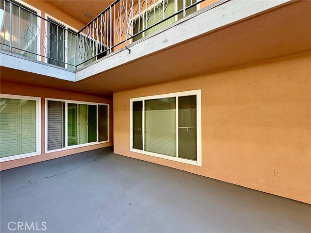 1139 East Ocean Boulevard, 108 photo 28