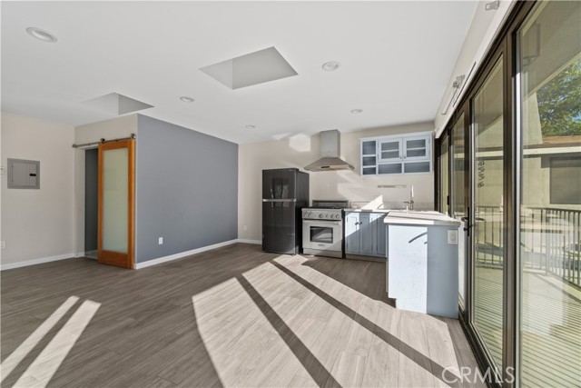 Detail Gallery Image 5 of 38 For 4536 Maycrest St, Los Angeles,  CA 90032 - 3 Beds | 3 Baths