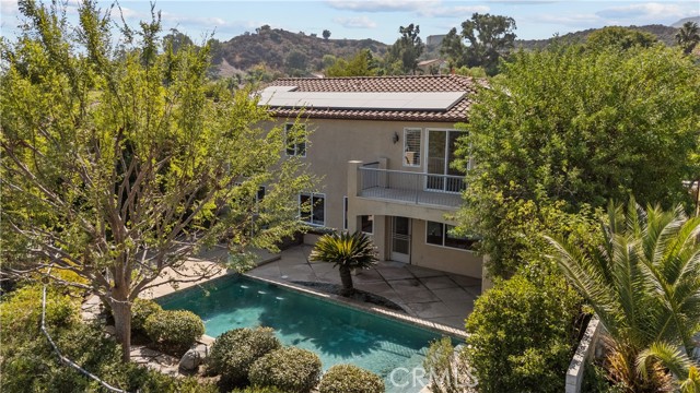 Detail Gallery Image 4 of 56 For 25019 Smokewood Way, Stevenson Ranch,  CA 91381 - 5 Beds | 3 Baths