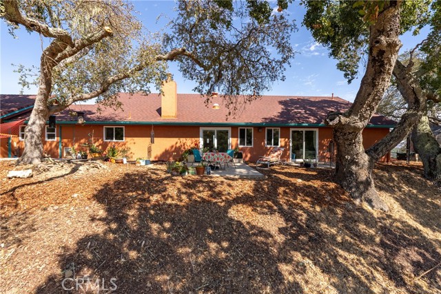 10755 Santa Ana Road, Atascadero CA: https://media.crmls.org/medias/21c405c0-243f-48fe-bb47-dae2fc35a472.jpg