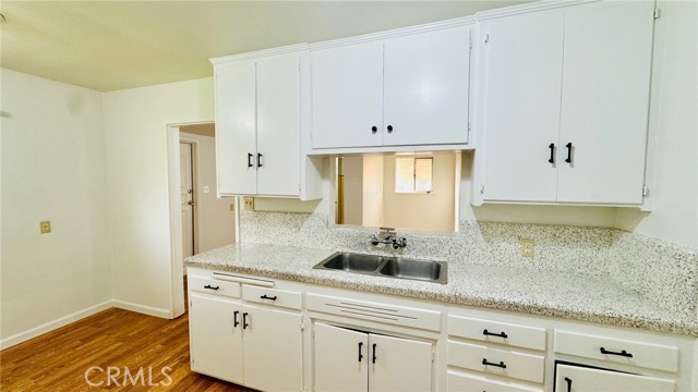 Detail Gallery Image 13 of 25 For 3160 Terrel Ct, Bakersfield,  CA 93304 - 3 Beds | 2 Baths