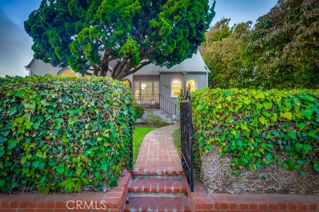 690 W Paseo Del Mar, San Pedro CA: https://media.crmls.org/medias/21c42ba1-799c-467c-a76d-aa8d485c253f.jpg