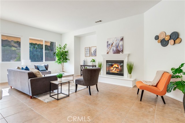 38932 Cherry Point Lane, Murrieta CA: https://media.crmls.org/medias/21c4b87a-ef12-451c-8b82-c93f5c5775be.jpg