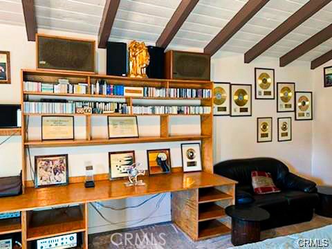 Detail Gallery Image 11 of 14 For 17033 Rayen, Northridge,  CA 91325 - 4 Beds | 3 Baths