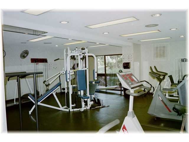 1775 Diamond Street, San Diego CA: https://media.crmls.org/medias/21c5a23a-814a-4447-ad88-97c71079d152.jpg