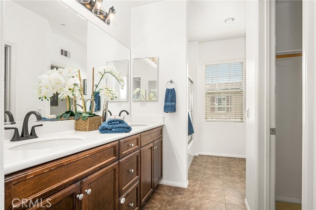 Detail Gallery Image 27 of 54 For 1512 Valencia Ave, Tustin,  CA 92782 - 2 Beds | 2/1 Baths