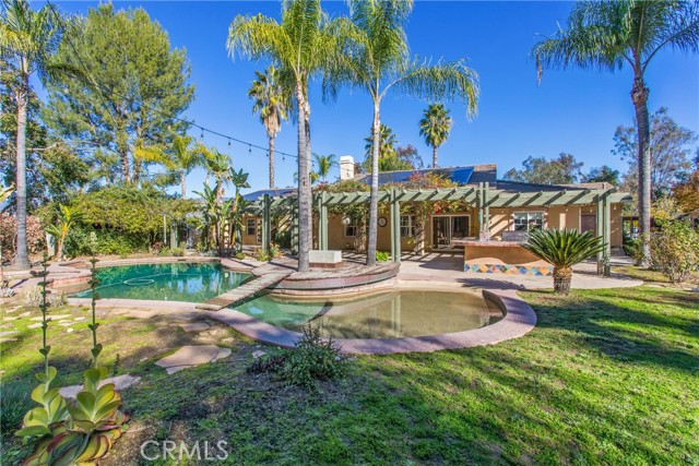 Detail Gallery Image 8 of 62 For 1388 Brandon Ct, Redlands,  CA 92373 - 4 Beds | 3/1 Baths